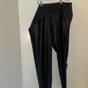 Black Shiny Women's Leggings